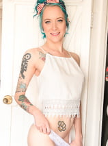 Jeze Belle